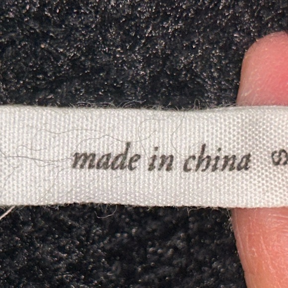 NWOT BCBG Soft long sleeve Cardigan Sweater - Picture 7 of 7